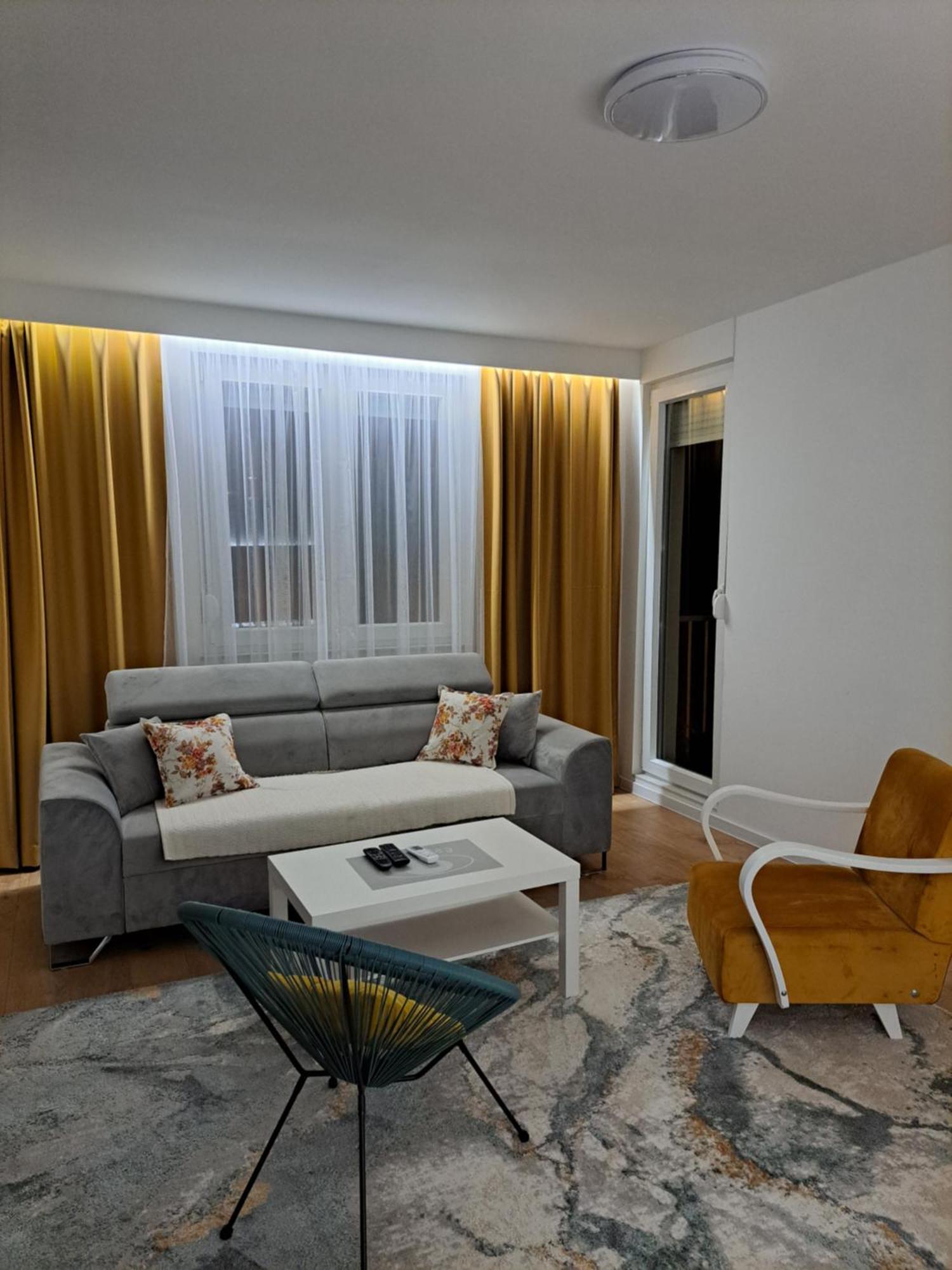 מוסטר Apartman Neyla מראה חיצוני תמונה